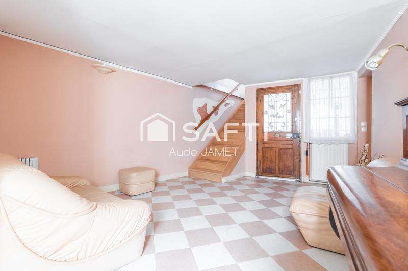 Maison - 228 m² - 8 pièces