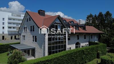 Appartement - 137 m² - 4 pièces