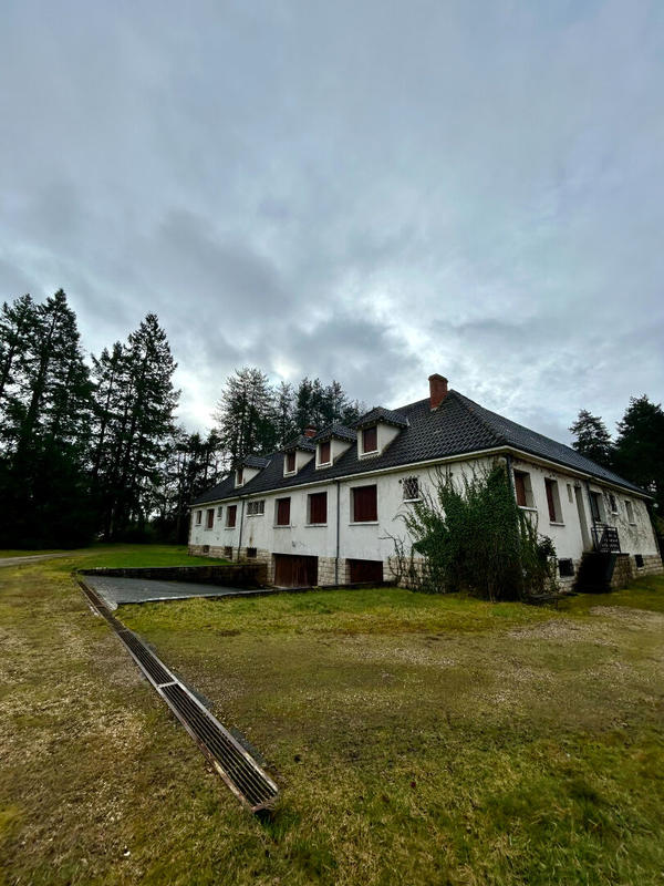 Maison de maîtres - 395 m² - 10 pièces