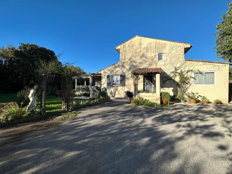 Maison - 152 m² - 5 pièces