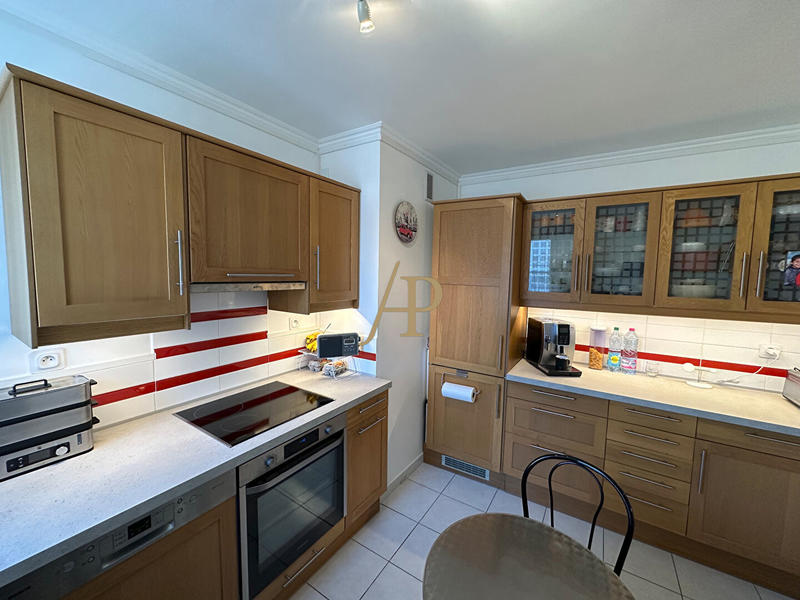 Appartement - 89 m² - 4 pièces