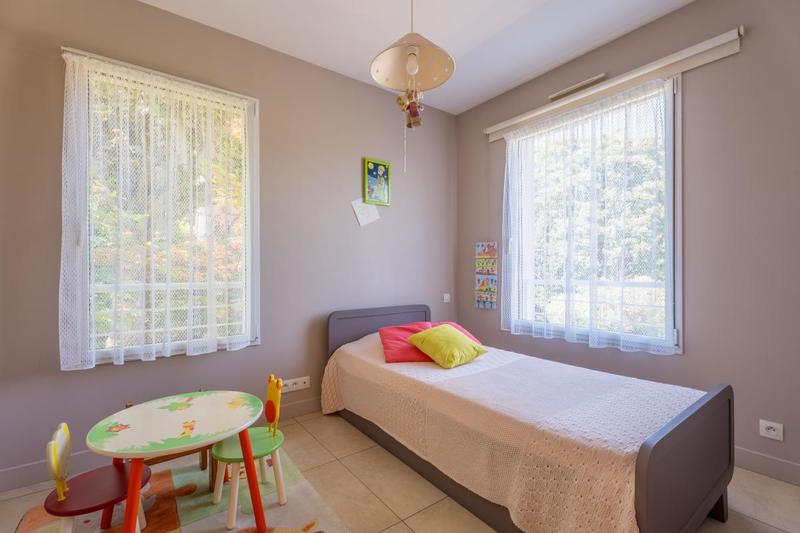 Maison - 269 m² - 7 pièces