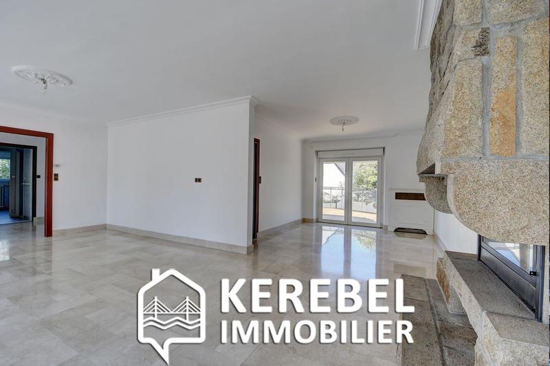 Maison - 194 m² - 8 pièces