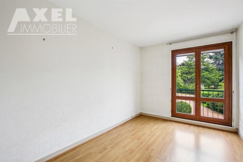 Appartement - 90 m² - 5 pièces