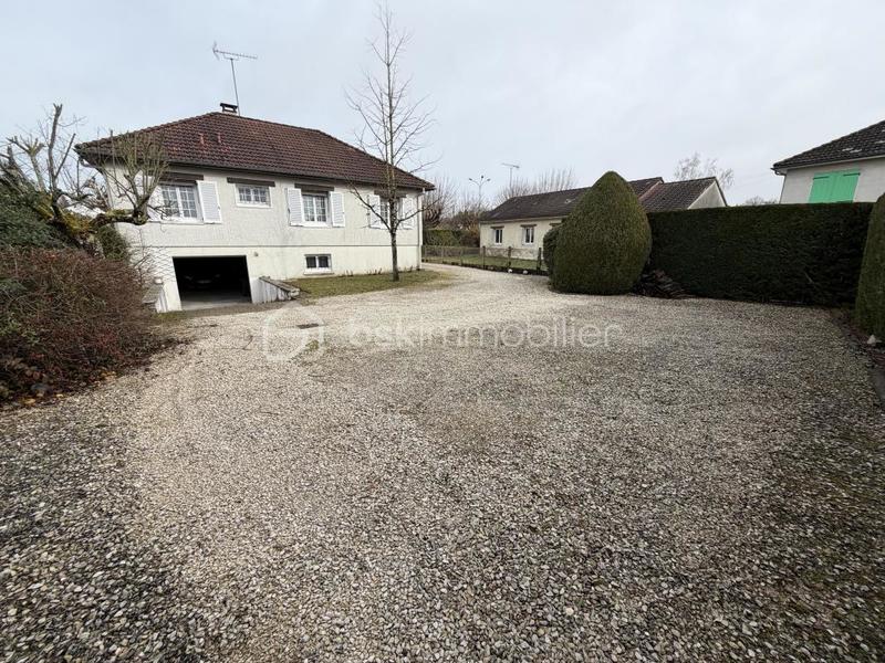 Maison - 94 m² - 4 pièces