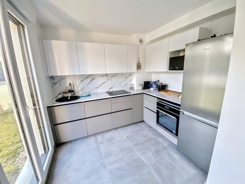 Maison - 101 m² - 5 pièces