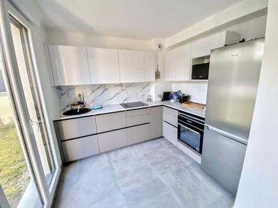 Maison - 101 m² - 5 pièces