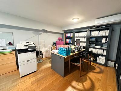Bureau - 33 m²