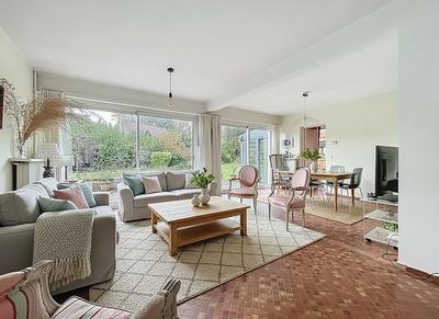 Villa - 197 m² - 6 pièces