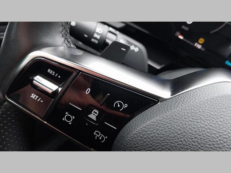 Renault Austral E-Tech hybrid 200 Iconic