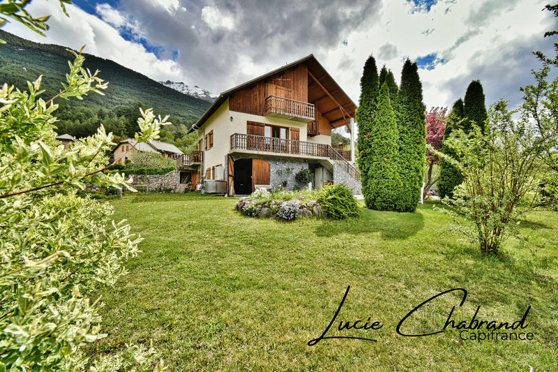 Châlet - 134 m² - 7 pièces