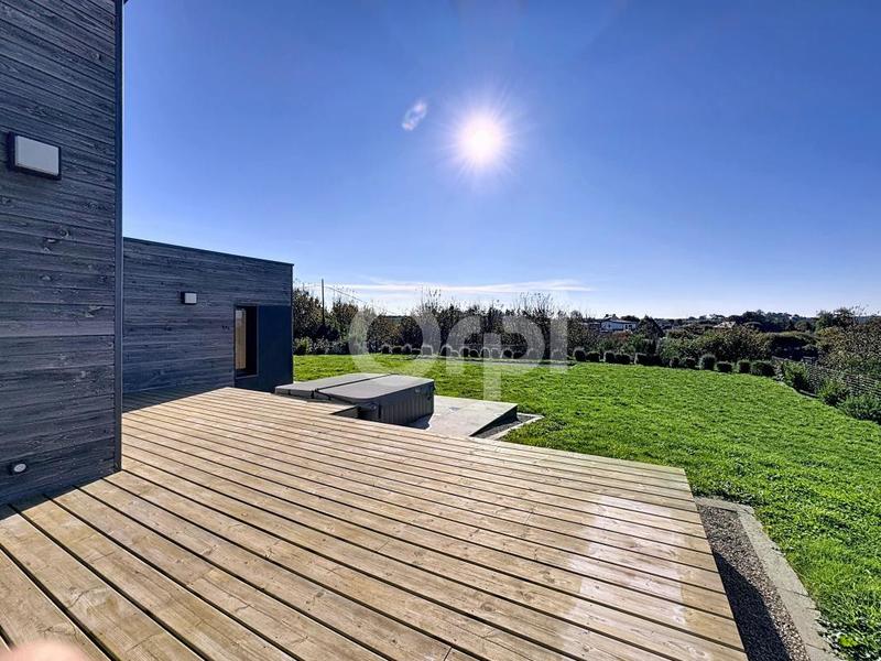 Maison - 128 m² - 5 pièces