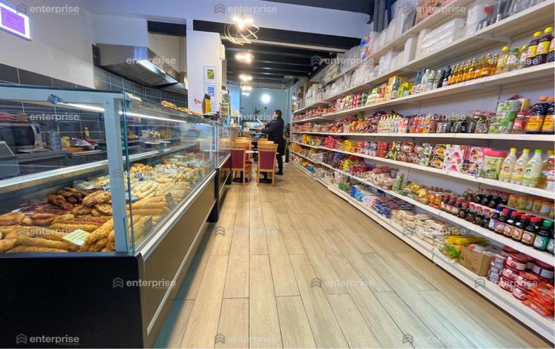 Local commercial - 150 m²