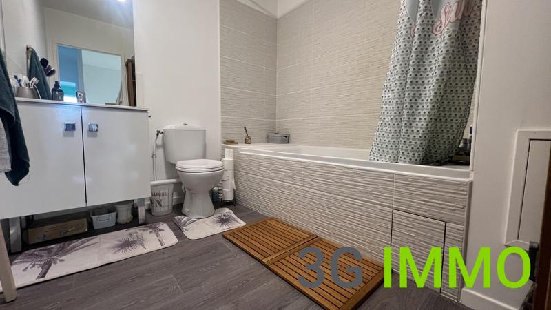 Duplex - 93 m² - 5 pièces