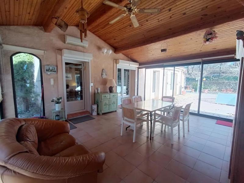 Maison - 161 m² - 7 pièces