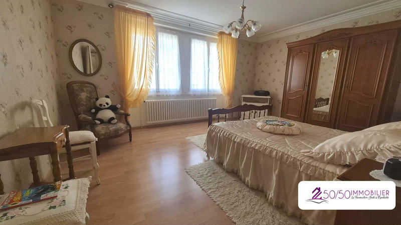 Maison - 114 m² - 7 pièces