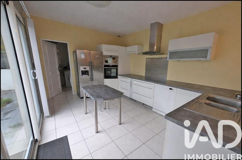 Maison - 150 m² - 6 pièces