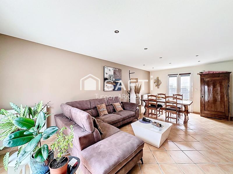 Maison - 91 m² - 4 pièces