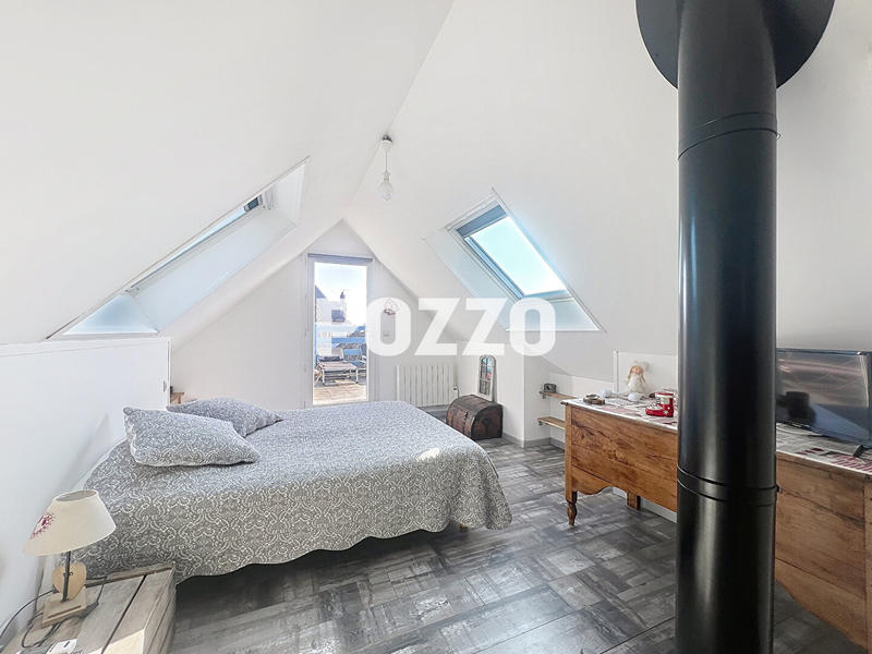 Maison - 195 m² - 8 pièces