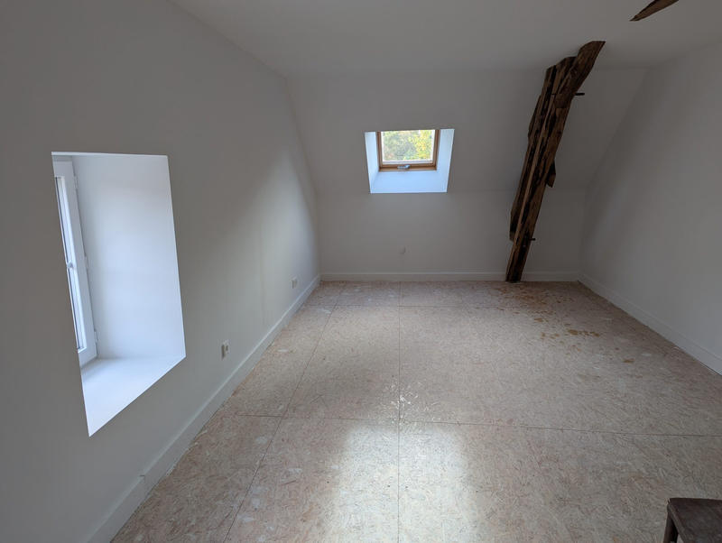 Maison - 280 m² - 8 pièces