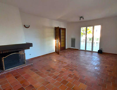 Maison - 93 m² - 4 pièces