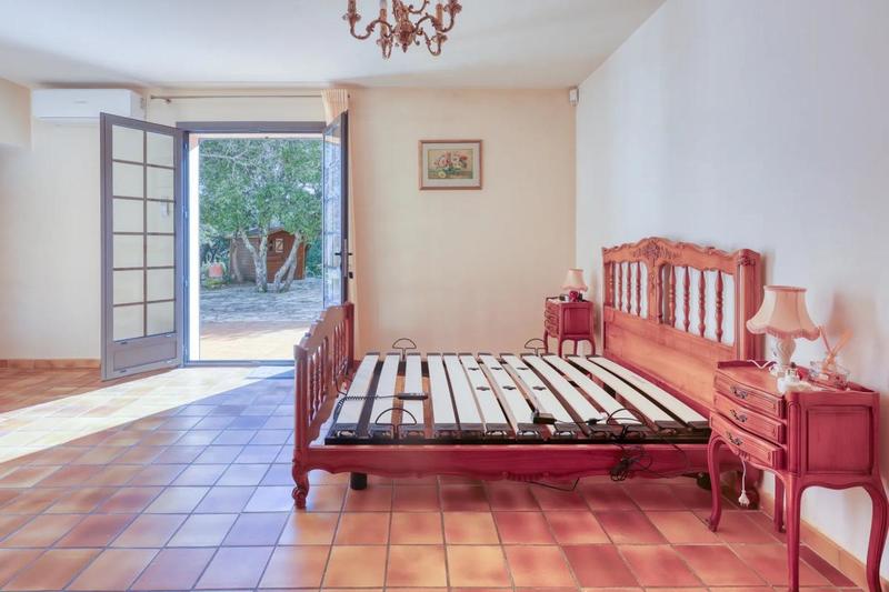 Maison - 185 m² - 4 pièces