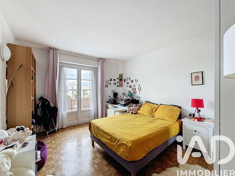Appartement - 181 m² - 7 pièces