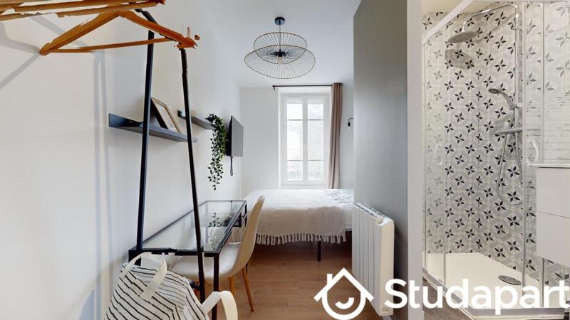 Chambre - 11 m² - 1 pièce