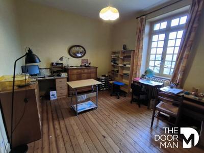 Propriété - 326 m² - 12 pièces