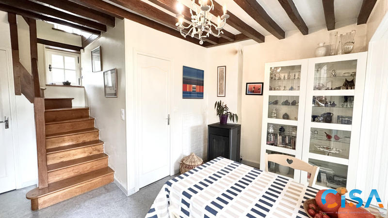 Maison - 80 m² - 5 pièces