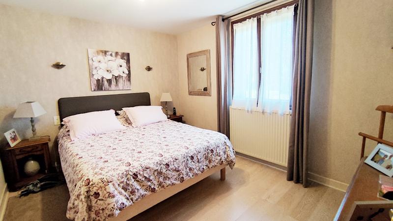 Maison - 168 m² - 7 pièces