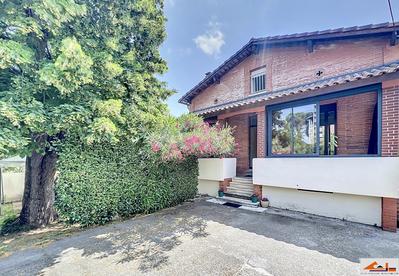 Maison - 180 m² - 6 pièces