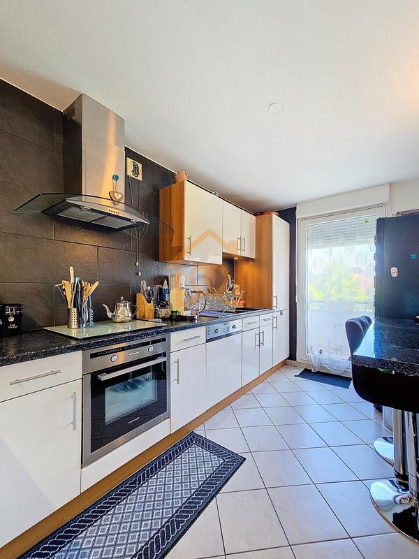 Appartement - 98 m² - 4 pièces