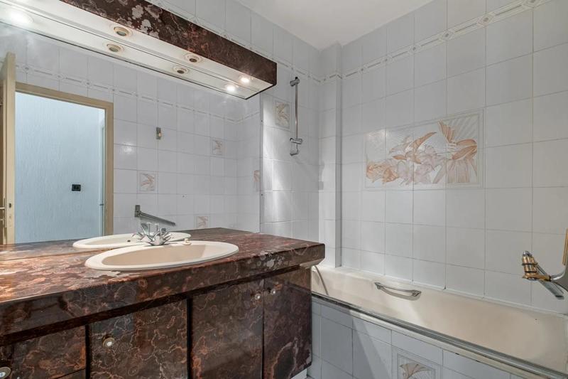 Appartement - 92 m² - 3 pièces