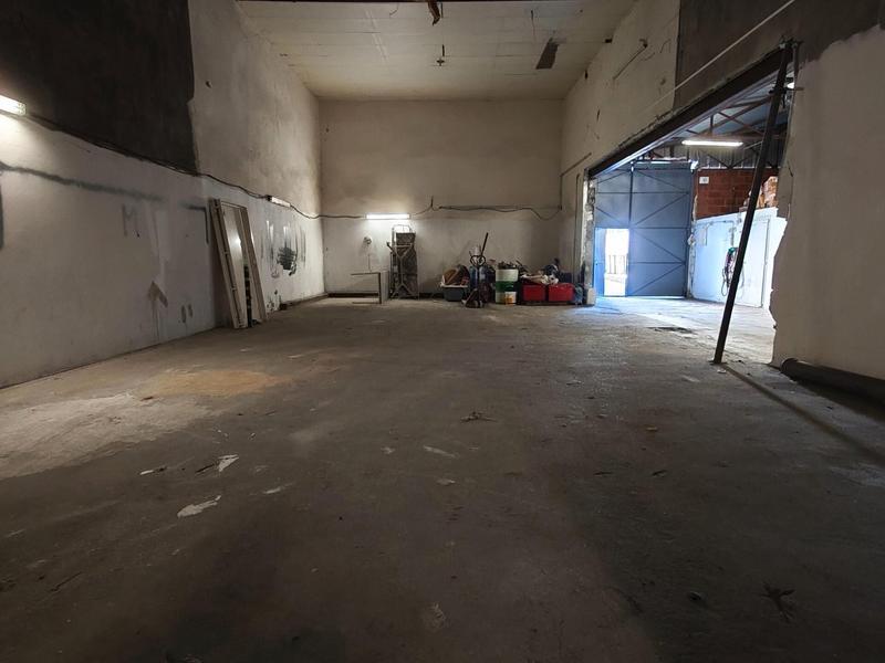 Local commercial - 301 m² - 3 pièces