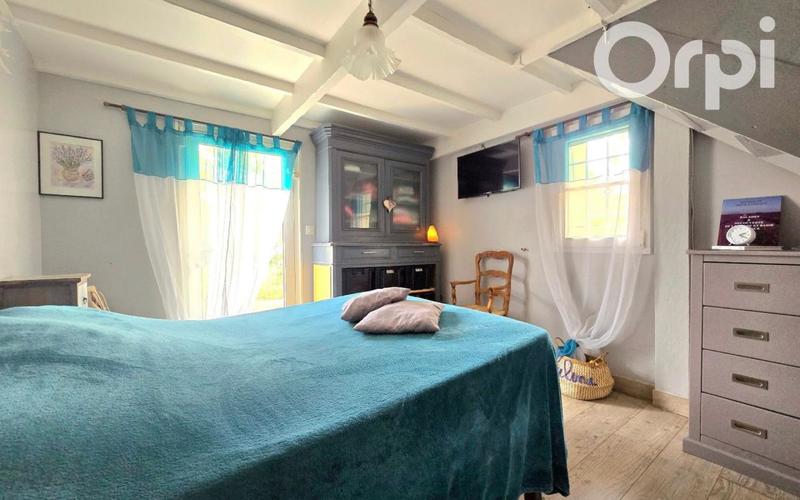 Maison - 267 m² - 11 pièces