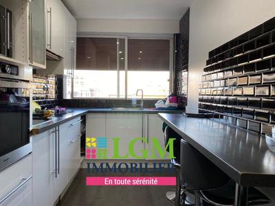 Appartement - 107 m² - 5 pièces