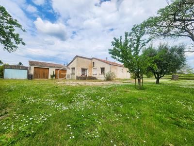 Maison traditionnelle - 114 m² - 5 pièces