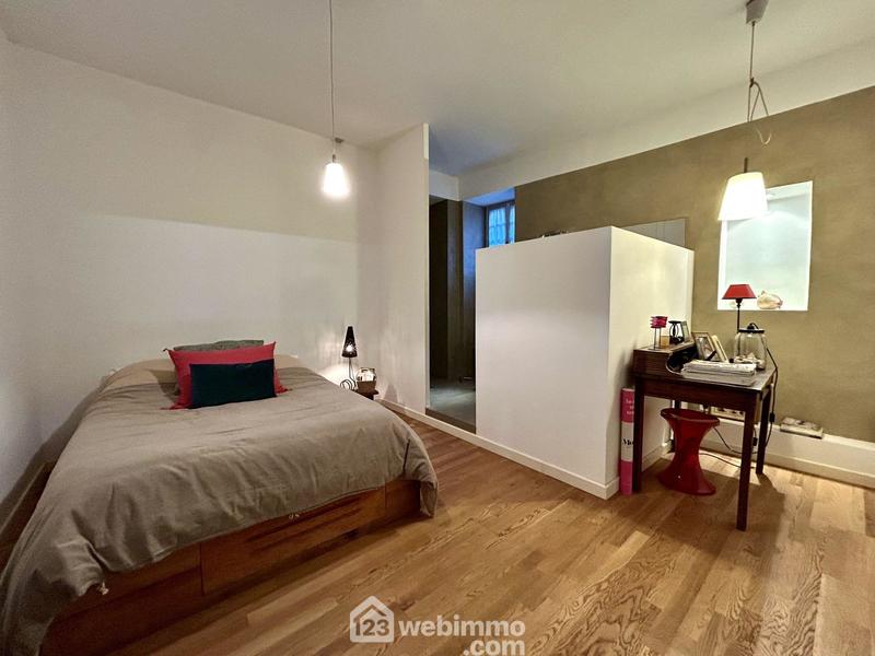 Appartement - 138 m² - 5 pièces