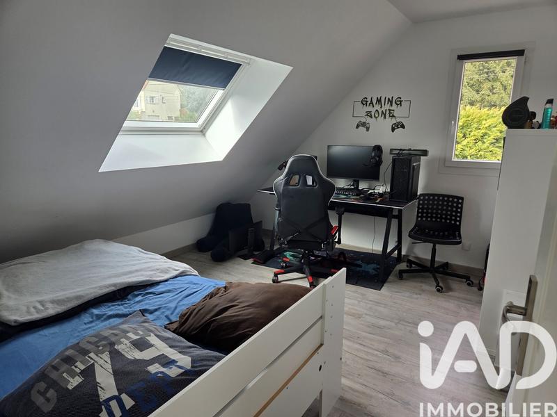 Maison - 210 m² - 7 pièces