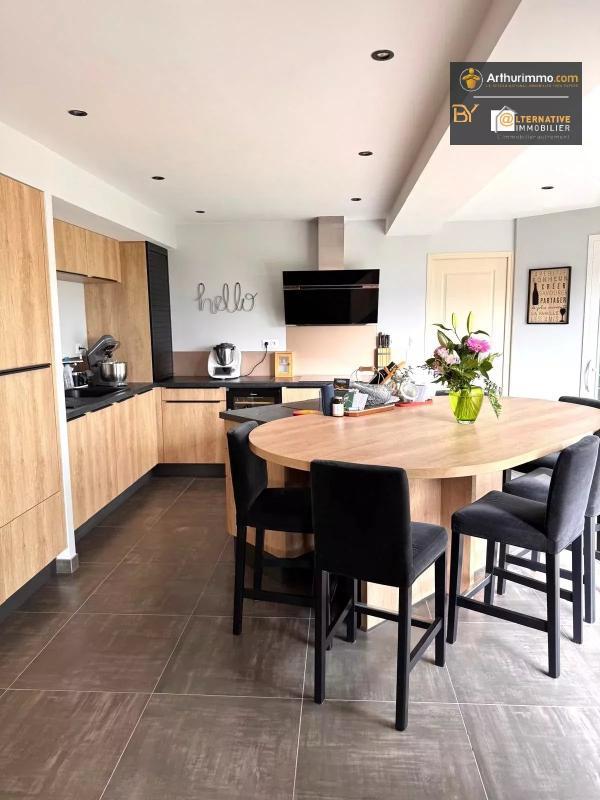 Maison - 141 m² - 5 pièces