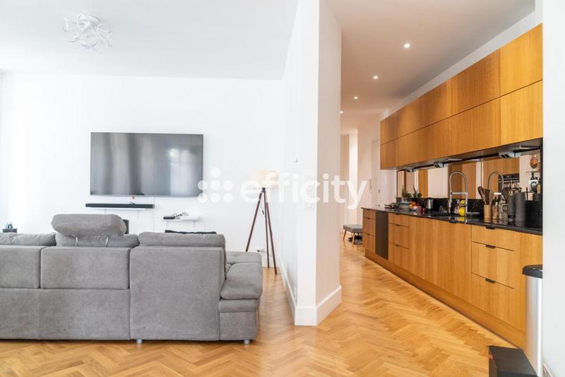 Appartement - 136 m² - 5 pièces