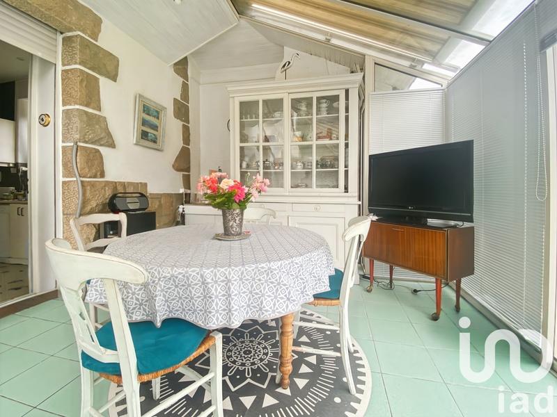 Maison - 200 m² - 8 pièces