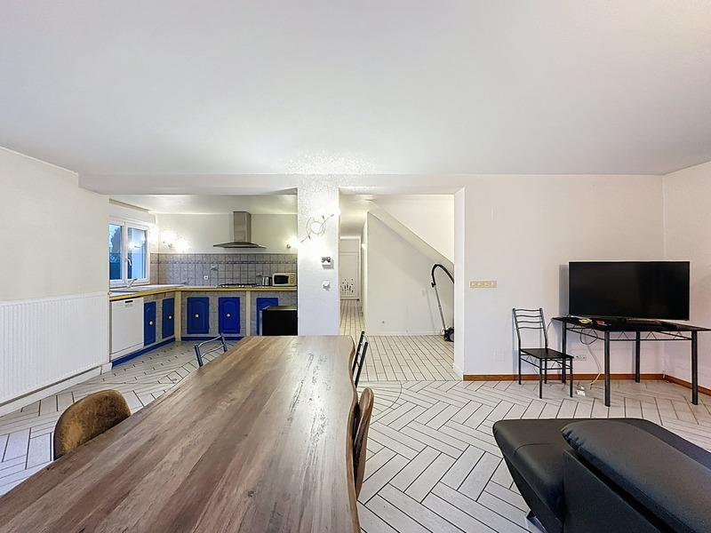 Maison - 173 m² - 8 pièces