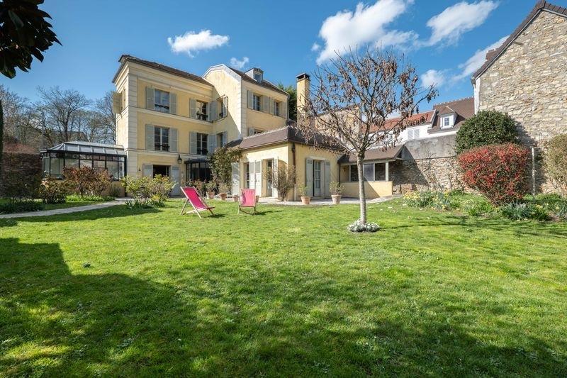 Maison - 210 m² - 8 pièces