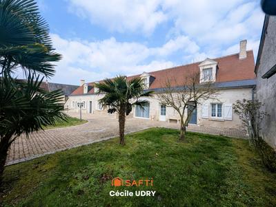 Maison - 415 m² - 12 pièces