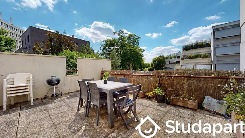 Chambre - 12 m² - 1 pièce