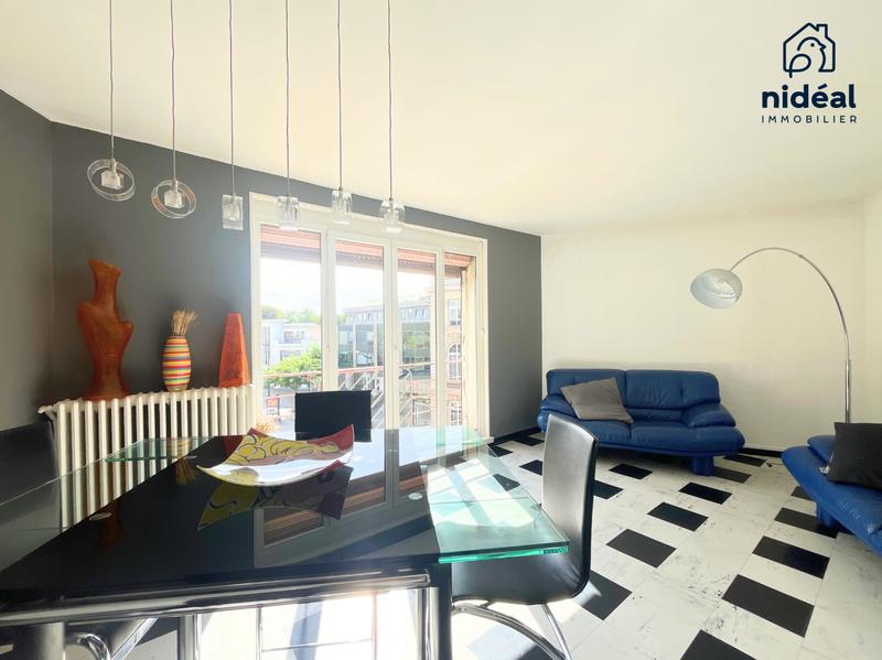 Appartement - 80 m² - 4 pièces