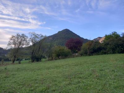 Terrain constructible - 905 m²