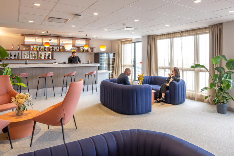 SevenBistro - Gourmet &amp; Wine